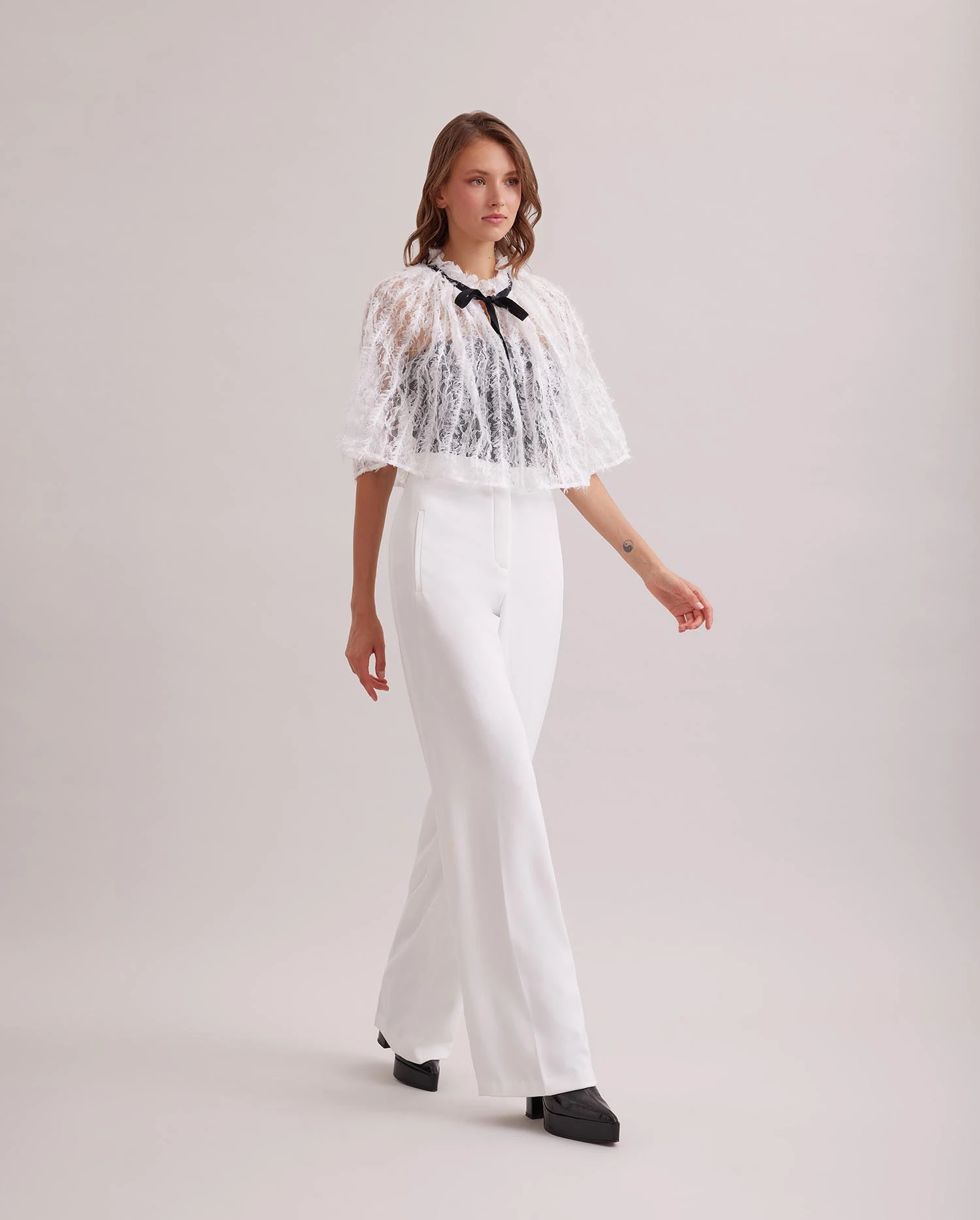 Bovary Cape - Image 5