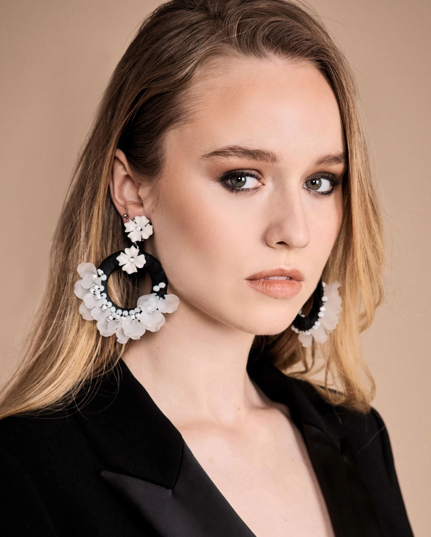 Tana Earrings - Image 3