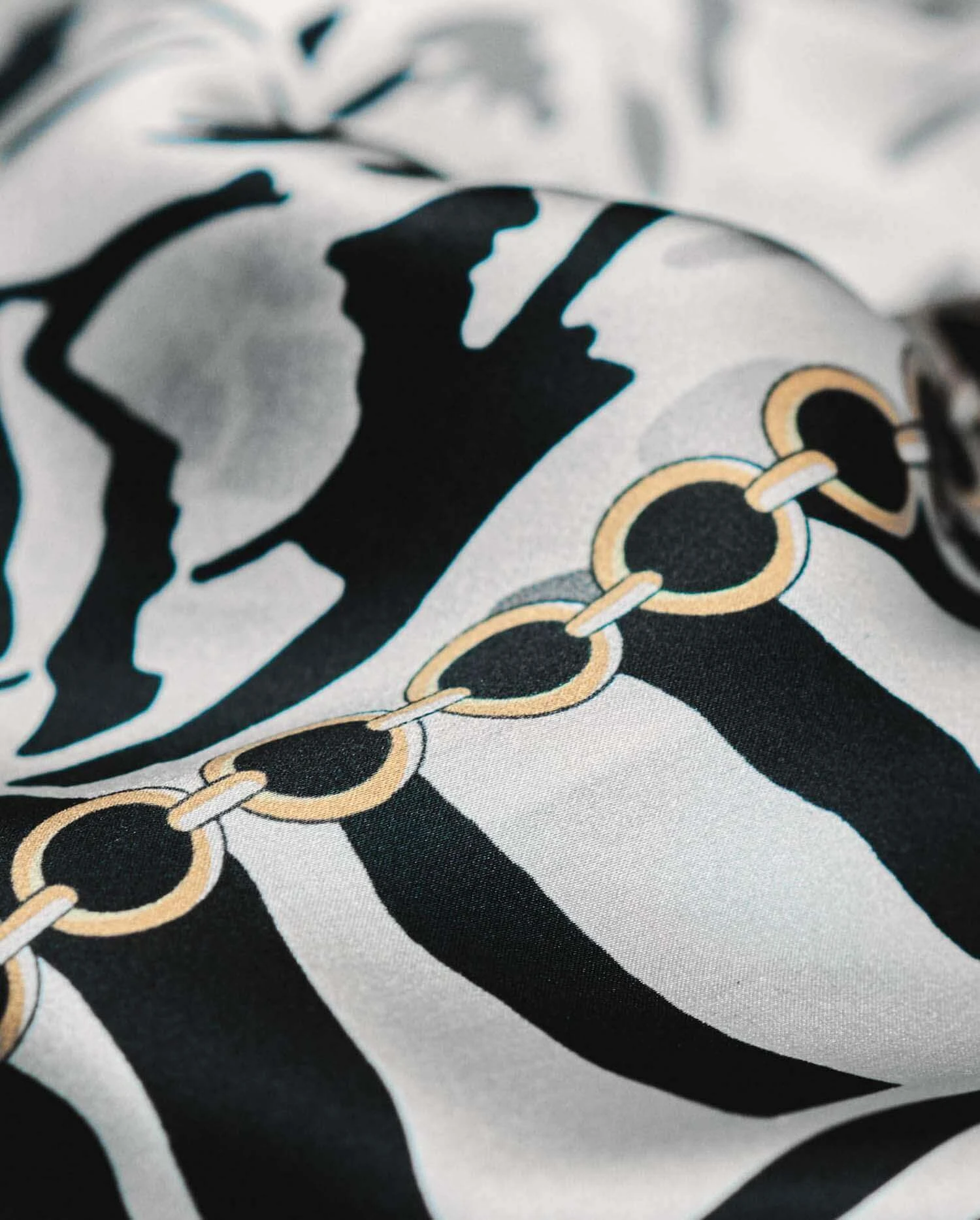 Terene Scarf - Image 2