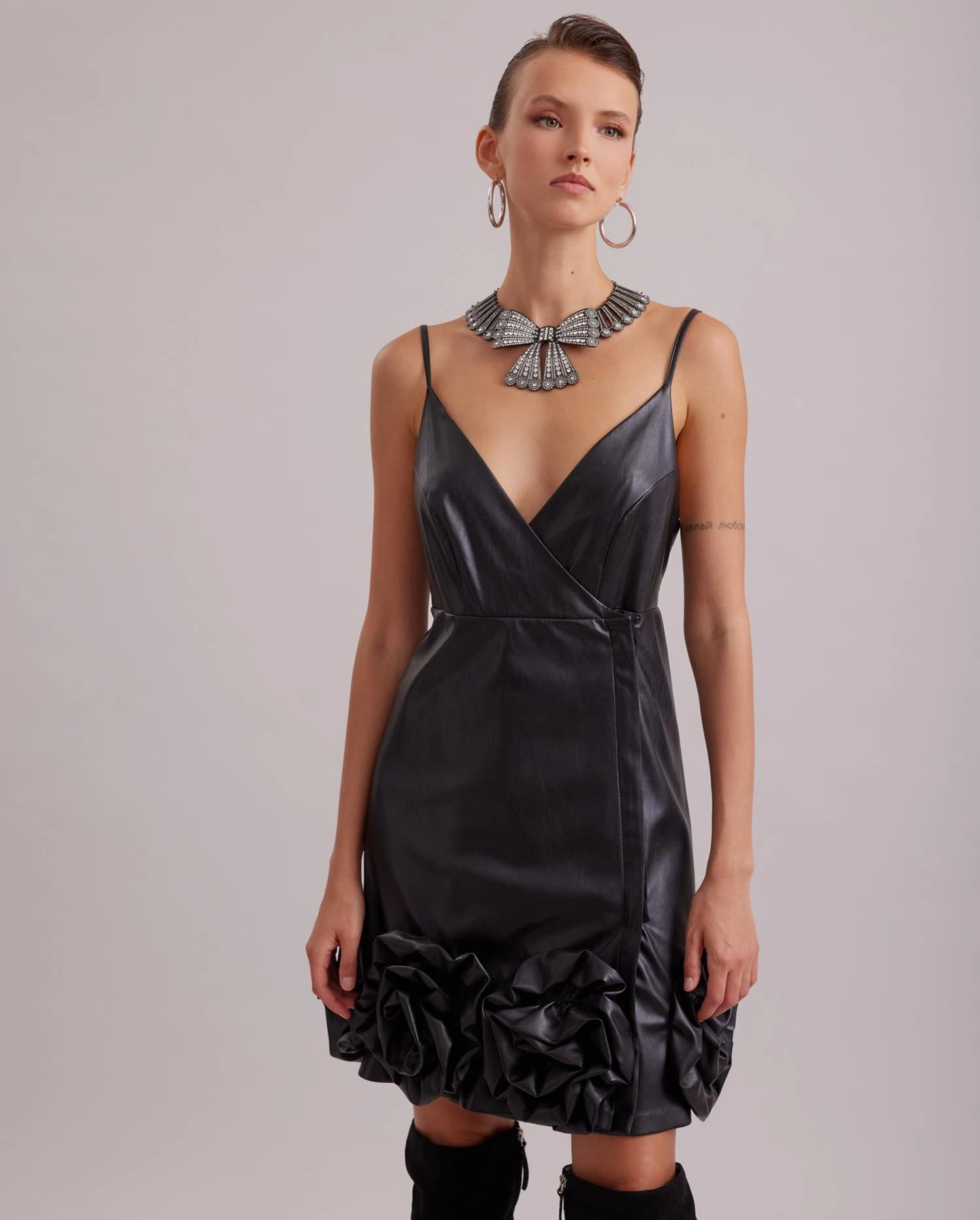 Verlaine Collar - Image 4